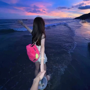 我的逼被你舔的好湿动漫
